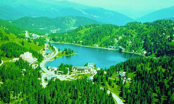 Murau Apartment | Lindenhof country estate in a densely wooded Alpine region, Styria/Murau- Kreischberg