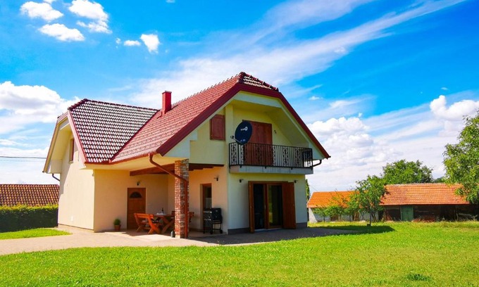 Beltinci House | Lindika