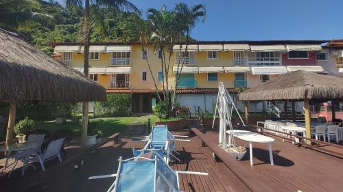 Itanema Apartment | Lindo 3 Qts com Deck churrasqueira Piscina Angra