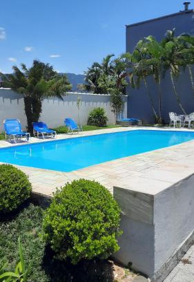 Morada da Praia House | Lindo Sobrado com Piscina em Condomínio Fechado