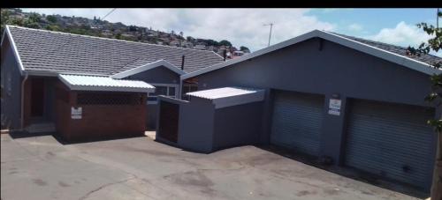 Durban House | Lindokuhle Holiday Accommodation