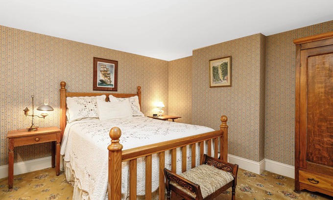 Galena Hotel | Linen&Stone Inn Unit 4, Charming, Historic, 1.5 Blocks to Main St.