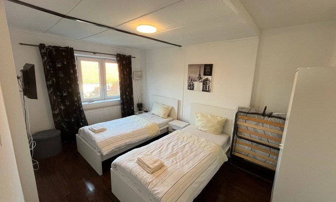 Elmschenhagen House | Linzer Weg 127o - 2 bedrooms with garden