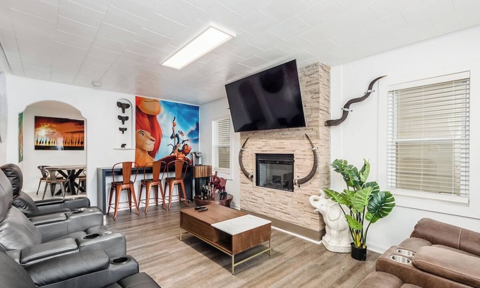 Columbus House | ★ Lion Safari ★ Private Home with Arcade ★