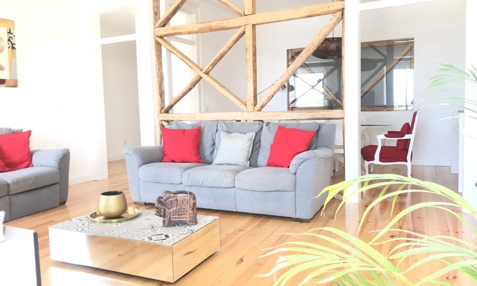 Seixal Apartment | Lisbon South Bay - Charming Sea view apartment