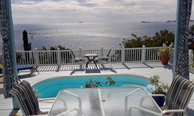 Hart Bay Villa | Listen to surf below! 2 bdrm private Villa with pool and spa.