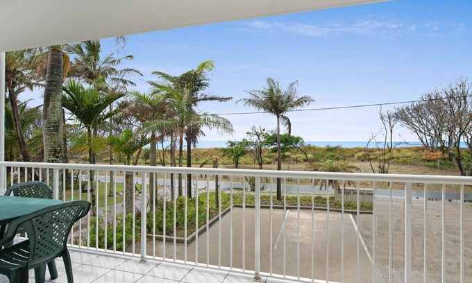 Woorim Apartment | LISTEN TO THE SURF from Rickman Pde, Woorim