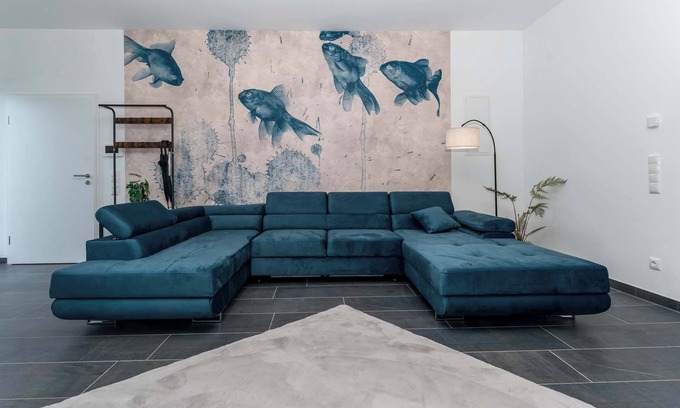 Rommelhausen Apartment | LiT LiVING: Luxus | Box SprIng | Parking