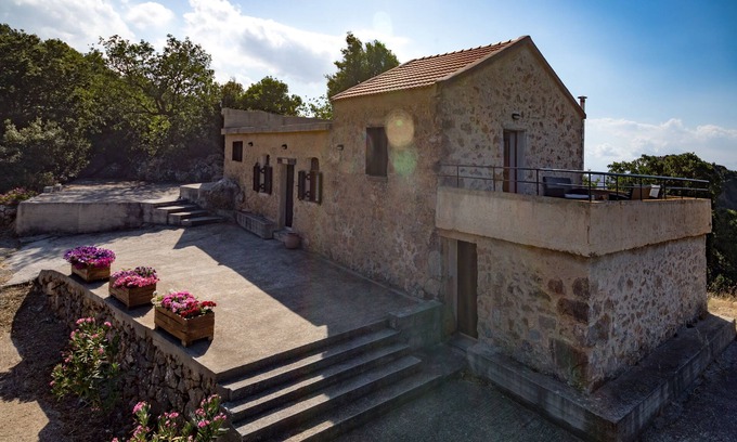 Kamboi House | LITHARI stone house in the village Kampoi (00000009764)
