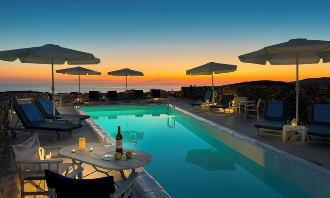 Folegandros Villa | Lithia - Villa Myrtia & Pool