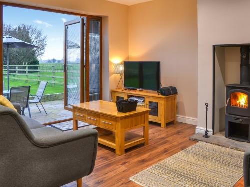 Ryther House | Little Acres Cottage