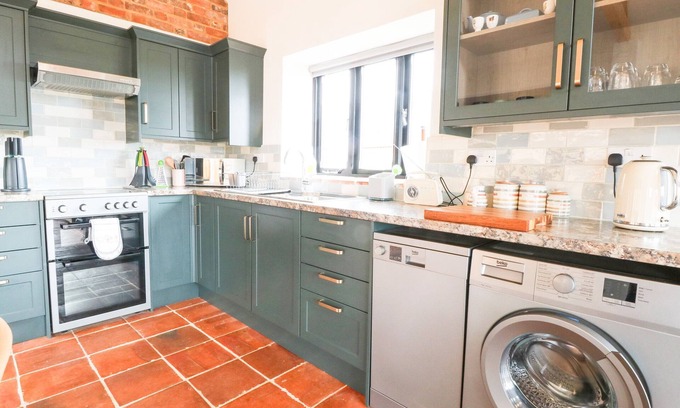 Dereham Cottage | Little Barn