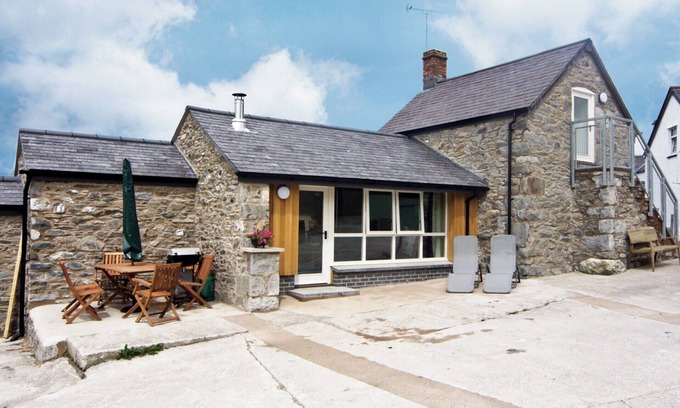 Rhyd-y-foel Cottage | Little Barn - HW7615