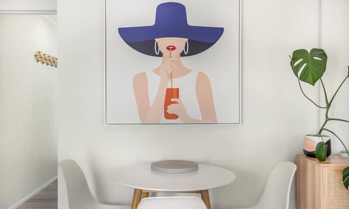 Bellerive Apartment | Little Bell: Nestled within the heart of Bellerive