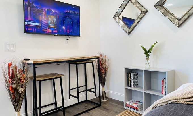 Lake City Cottage | Little Blue is Brand New Cottage a few miles away from Springs and cave diving