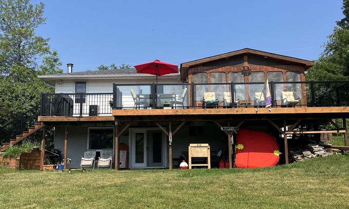 Havelock-Belmont-Methuen House | Little House on the River