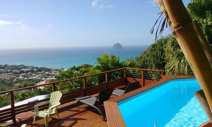 Le Diamant Apartment | Little corner of paradise seen on the diamond rock. Nice benefits