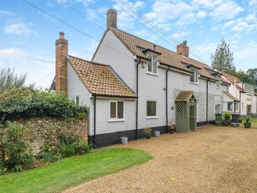 Thursford House | Little Crawfish Cottage