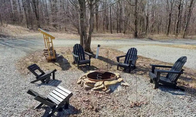Jones Mills House | Little Eventyr Tiny House of the Laurel Highlands