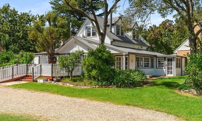 Alpine Cottage | Little Forest, Alpine, Southern Highlands