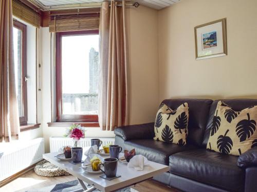 Kirkcaldy House | Little Gem