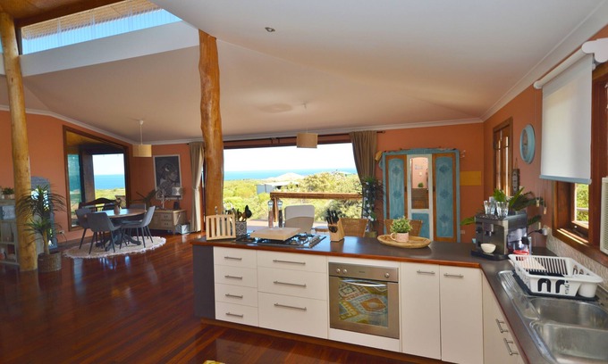 Kalbarri House | Little Gem Ocean Retreat - Kalbarri, WA