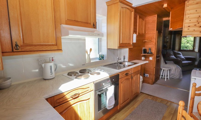 Dearham House | LITTLE GEM, romantic, character holiday cottage in Maryport