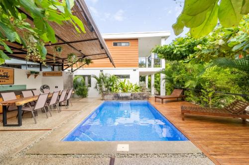 Avellanas Beach House | Little Hawaii Avellanas