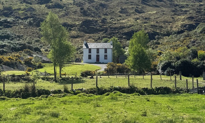 Ardnatrush Cottage | Little Heaven Glengarriff