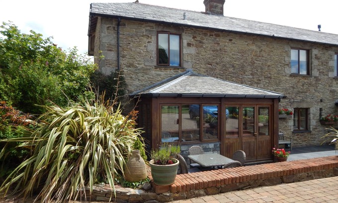 Newquay House | Little Hendra with Garden and Patio, Hendra, Mitchell, Near Newquay