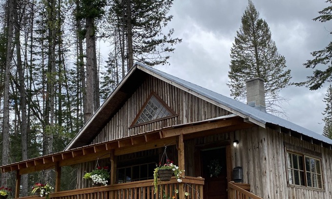Harvard Cabin | Little House In The Big Woods!