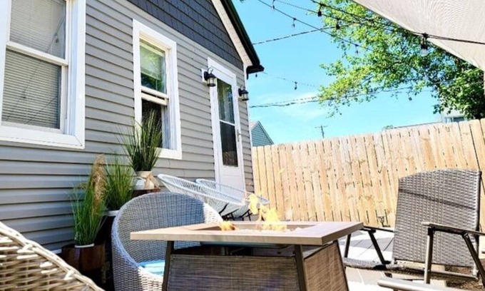 Ohio City Apartment | Little House on 47th