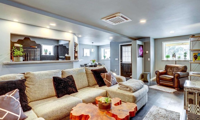 Dryden House | Little House on the Lot Dryden Townhome Pets OK