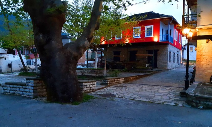 Ioannina Island Villa | Little Island Resort