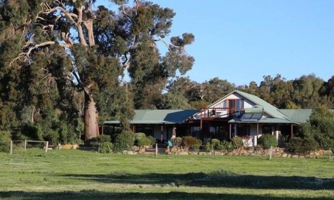 Quedjinup House | Little John Property Yallingup