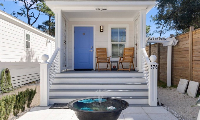 San Juan House | Little Juan- Steps to the Beach- Free Bikes!