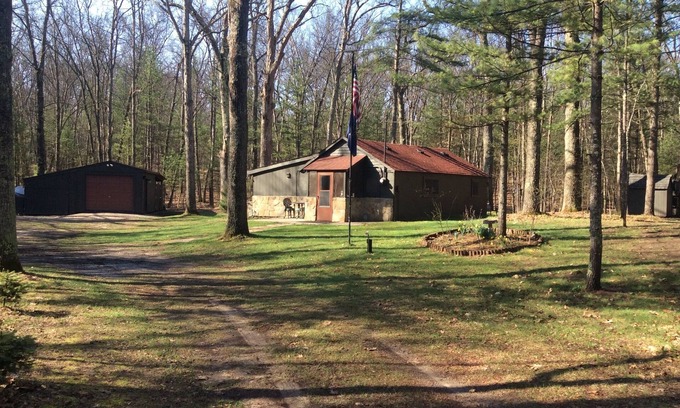 Irons House | Little Manistee River Cabin