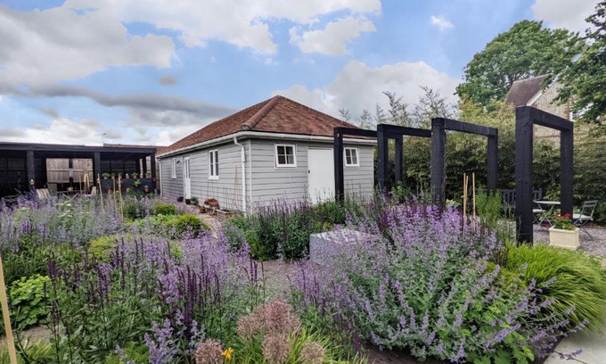 Tangmere House | Little Maplewood, Tangmere