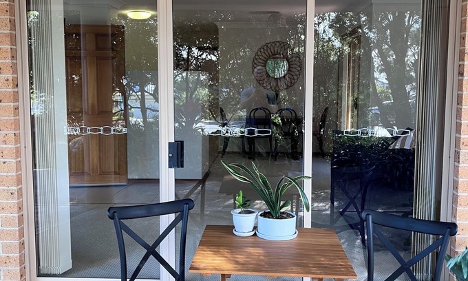 Vincentia Apartment | ‘Little Martha’, a short stroll to everything Vincentia has to offer.