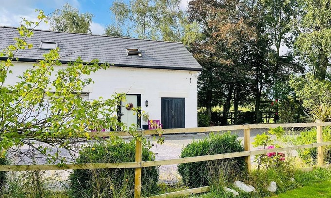 Wesham Cottage | Little Nook - Lancashire/Preston/Lytham St Anne’s/Blackpool