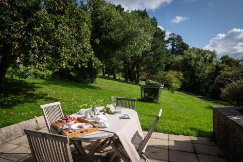 Burgh Island House | Little Oak
