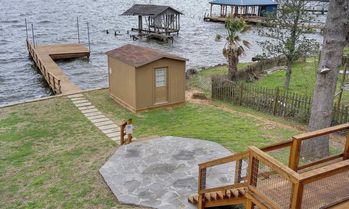 Coffee City House | Little Red Lakehouse