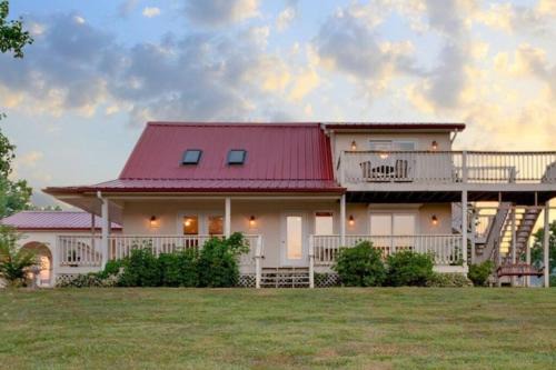 Lookout Valley Neighborhood Association House | Little River Guest House at Tennessee RiverPlace