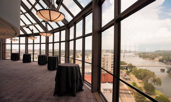 Downtown Little Rock Hotel | Little Rock Marriott