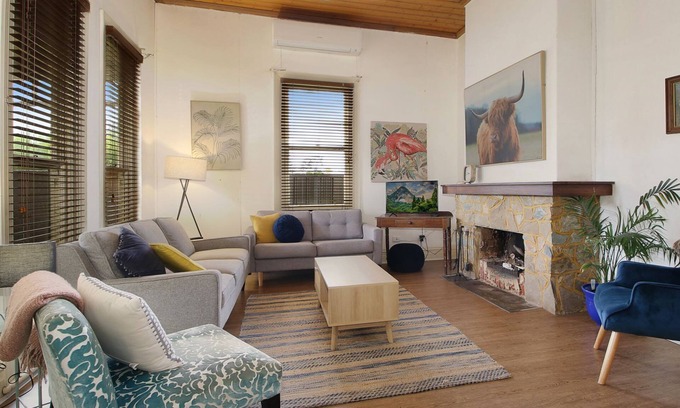Rutherglen Cottage | Little Rutherglen Cottage