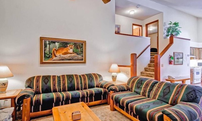 Yosemite West House | Little Sport