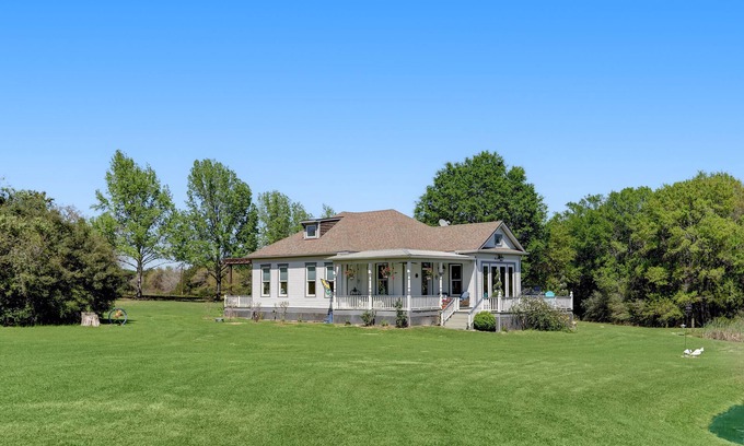 Brenham House | Little spot of Heaven, watch the amazing sunsets