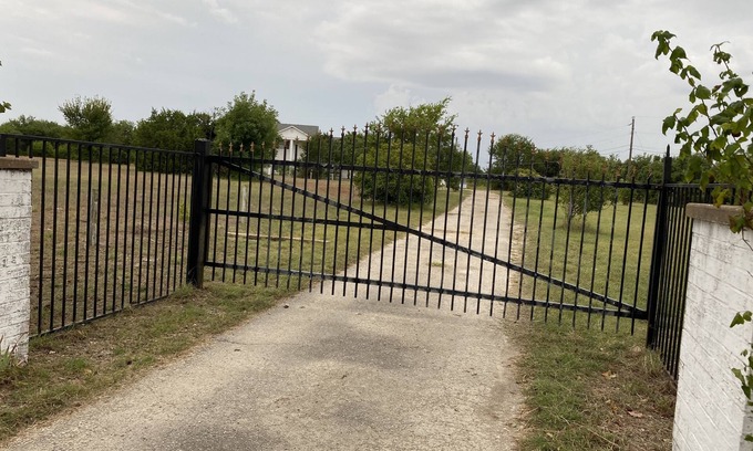 Round Rock House | Little Texas