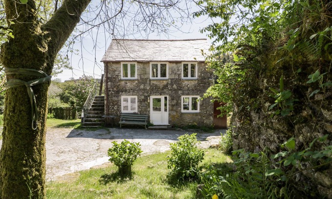 Fivelanes Cottage | LITTLE TRESPETTIGUE, pet friendly, with open fire in Altarnun