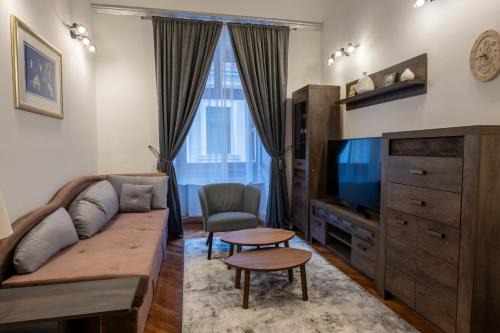 Varazdin Apartment | Little Vienna Silver Apartment